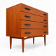 Commode vintage – commode en bois avec 4 tiroirs des années 60