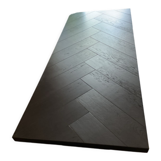 Herringbone table