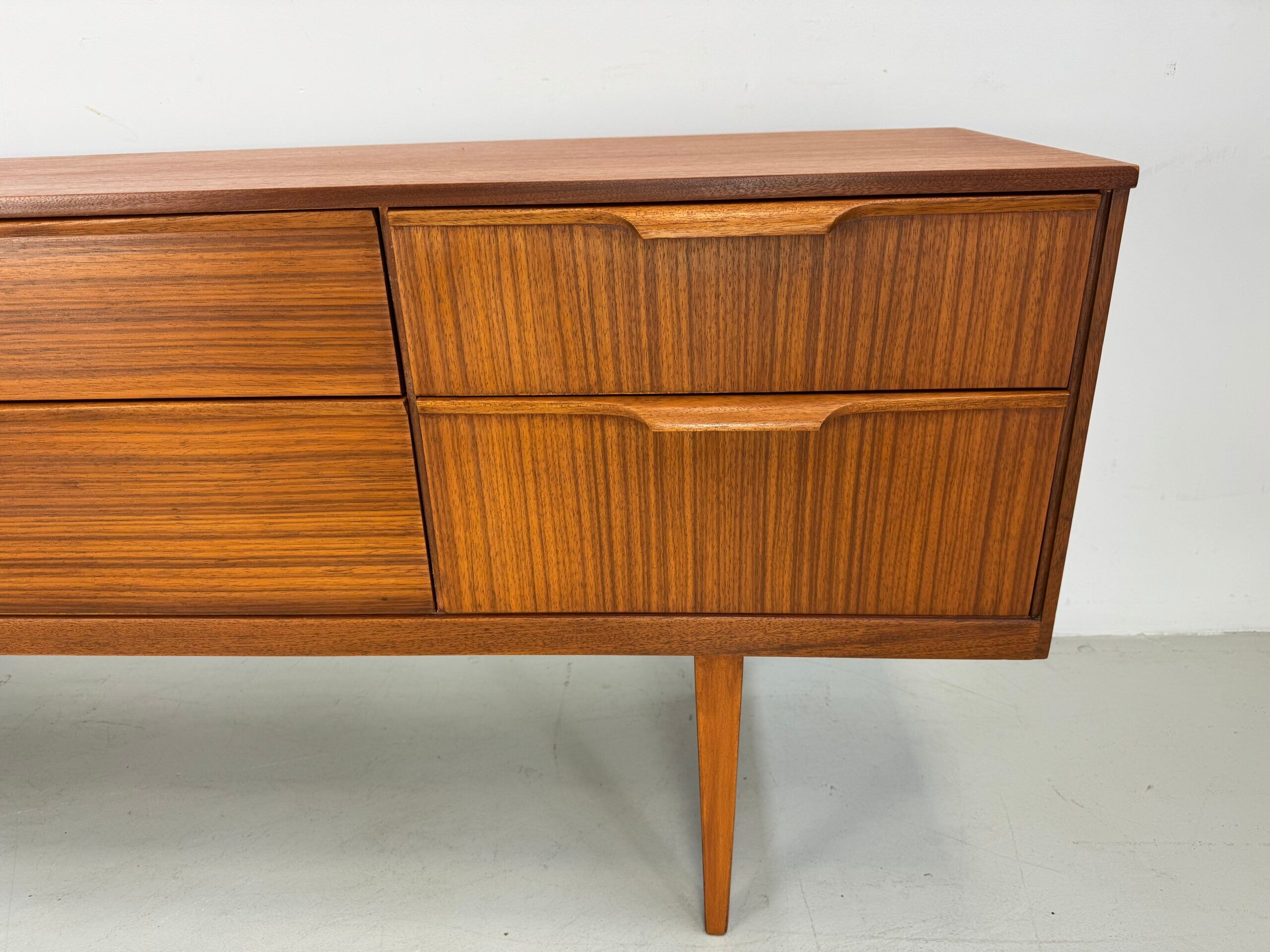 Vintage Austinsuite sideboard.