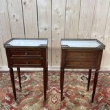 Paire de tables de chevet de style Louis XV en acajou
