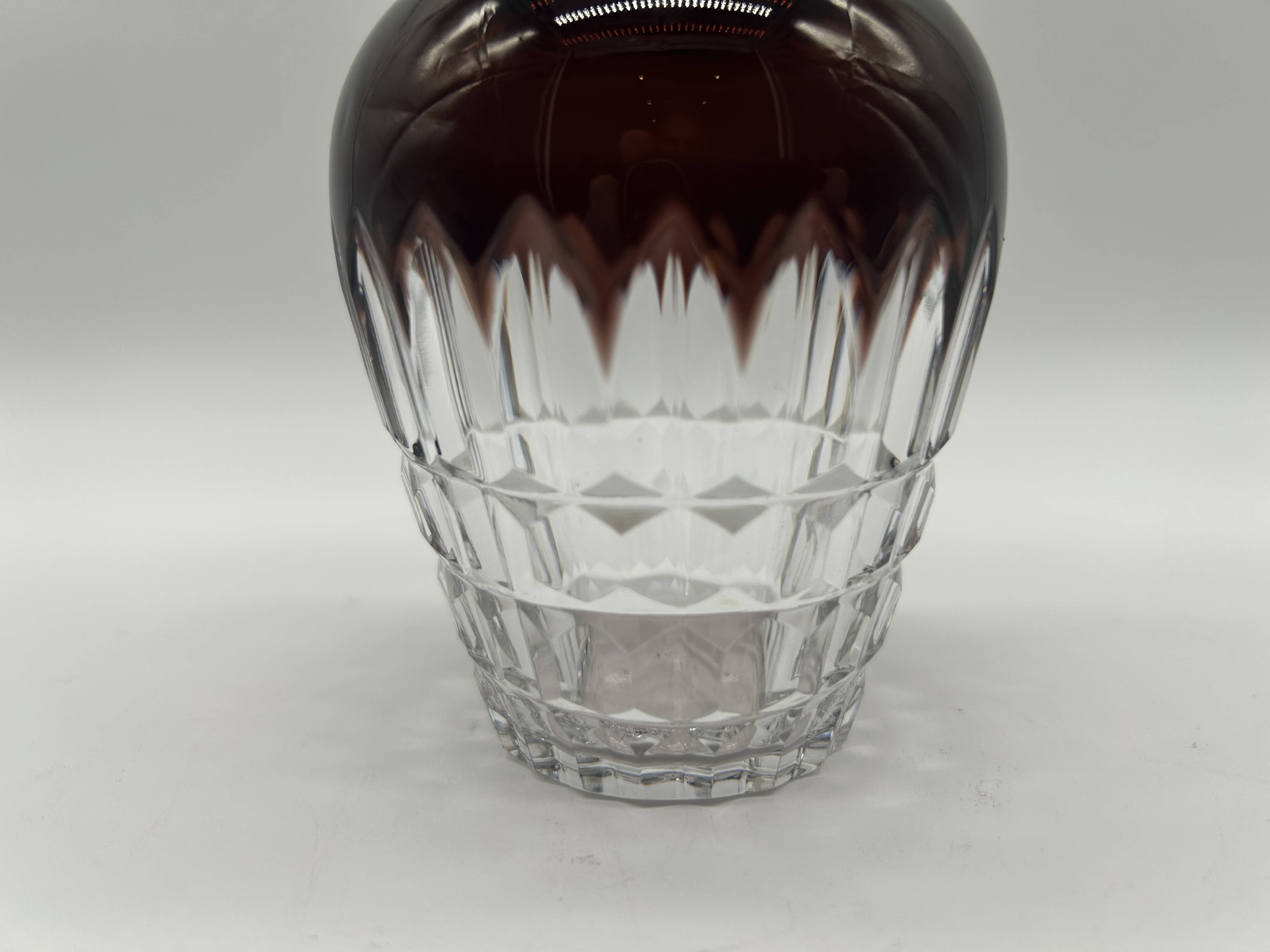 Cut and lined crystal vase from Val Saint-Lambert in plum.