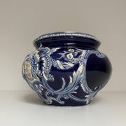 Vase - Cache pot en faïence baroque de Saint Clément, XIX eme