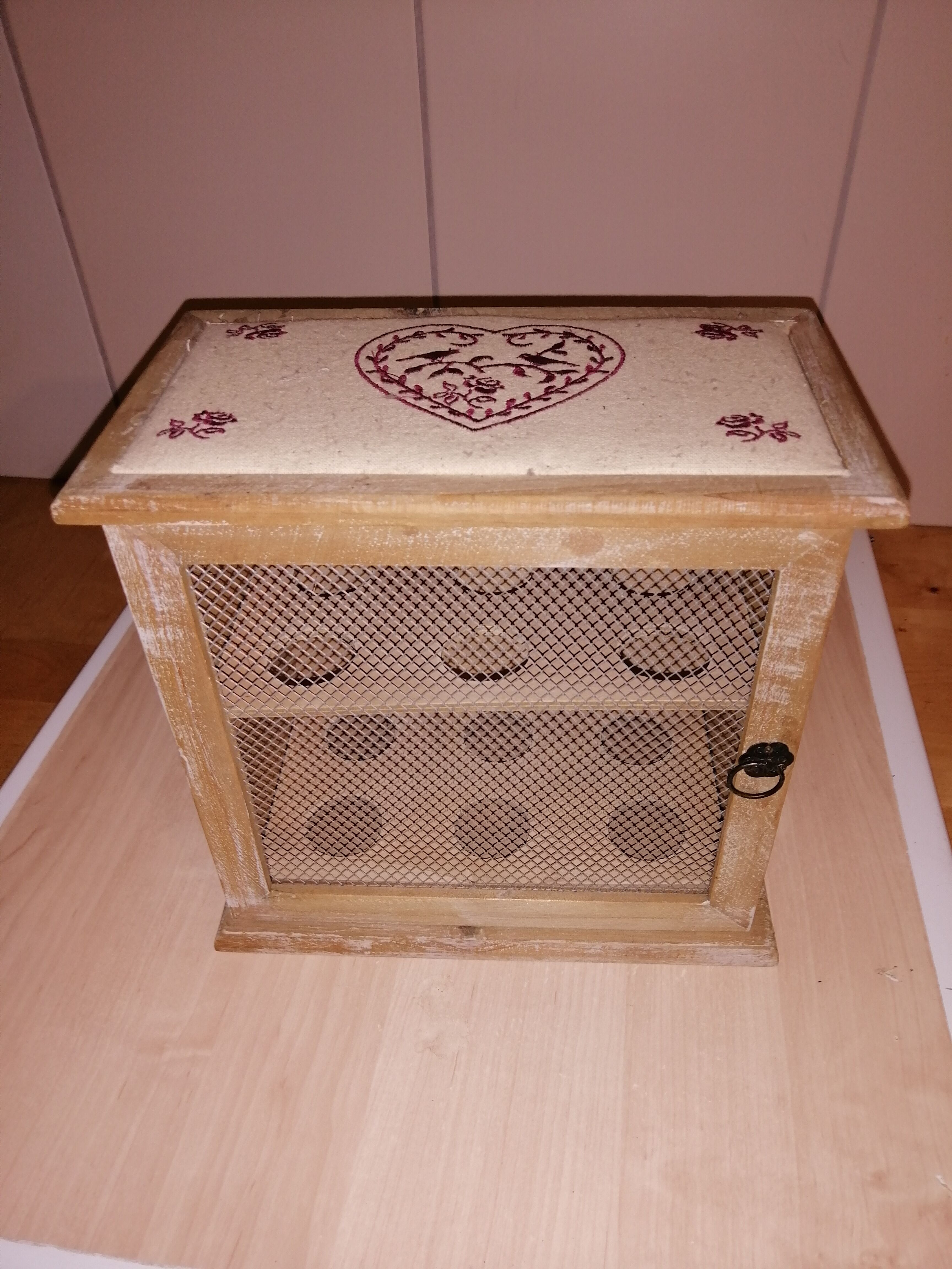Wooden egg box