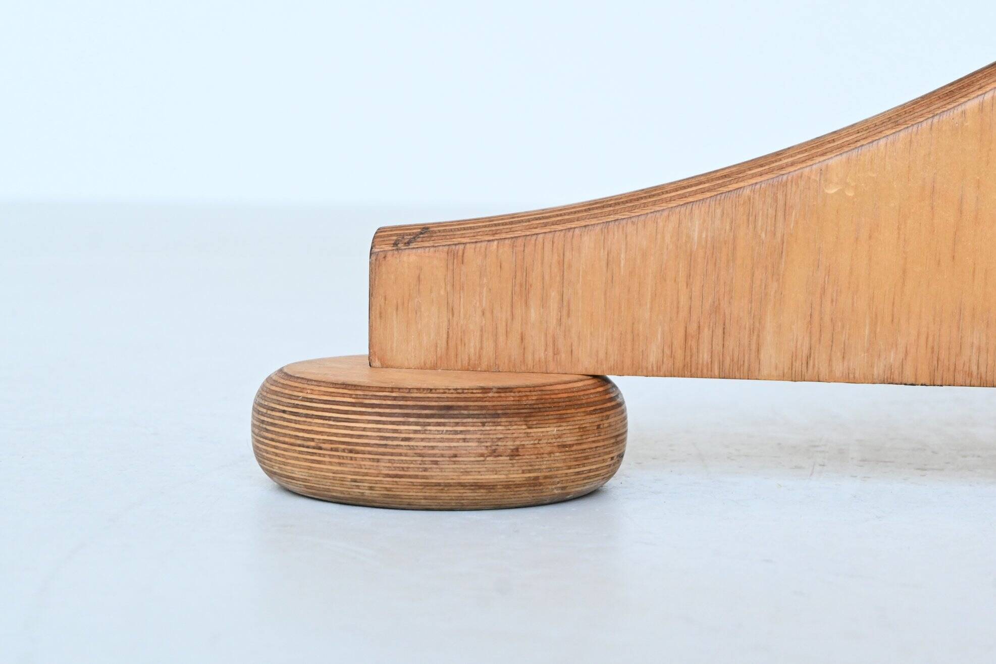 Sjoerd Soeters scuptural dining table in birch Lundia The Netherlands