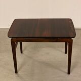Table basse par Peter Hvidt en palissandre massif