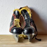 Pair of vintage Polar Match ice skates with carrying bag - 1970s