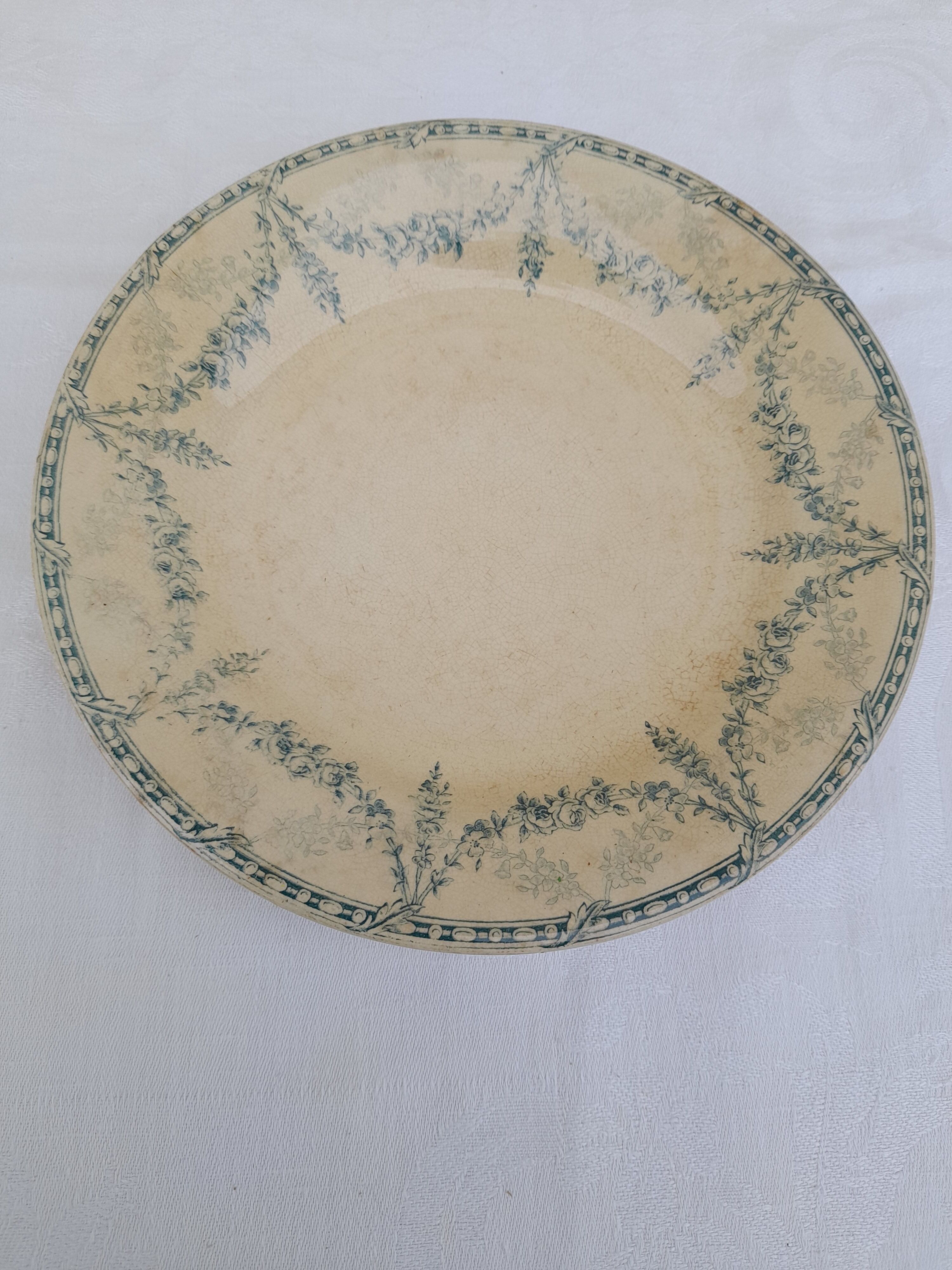 Hollow plate in earthenware from Creil & Montereau cute service Labrador diam 23 cm