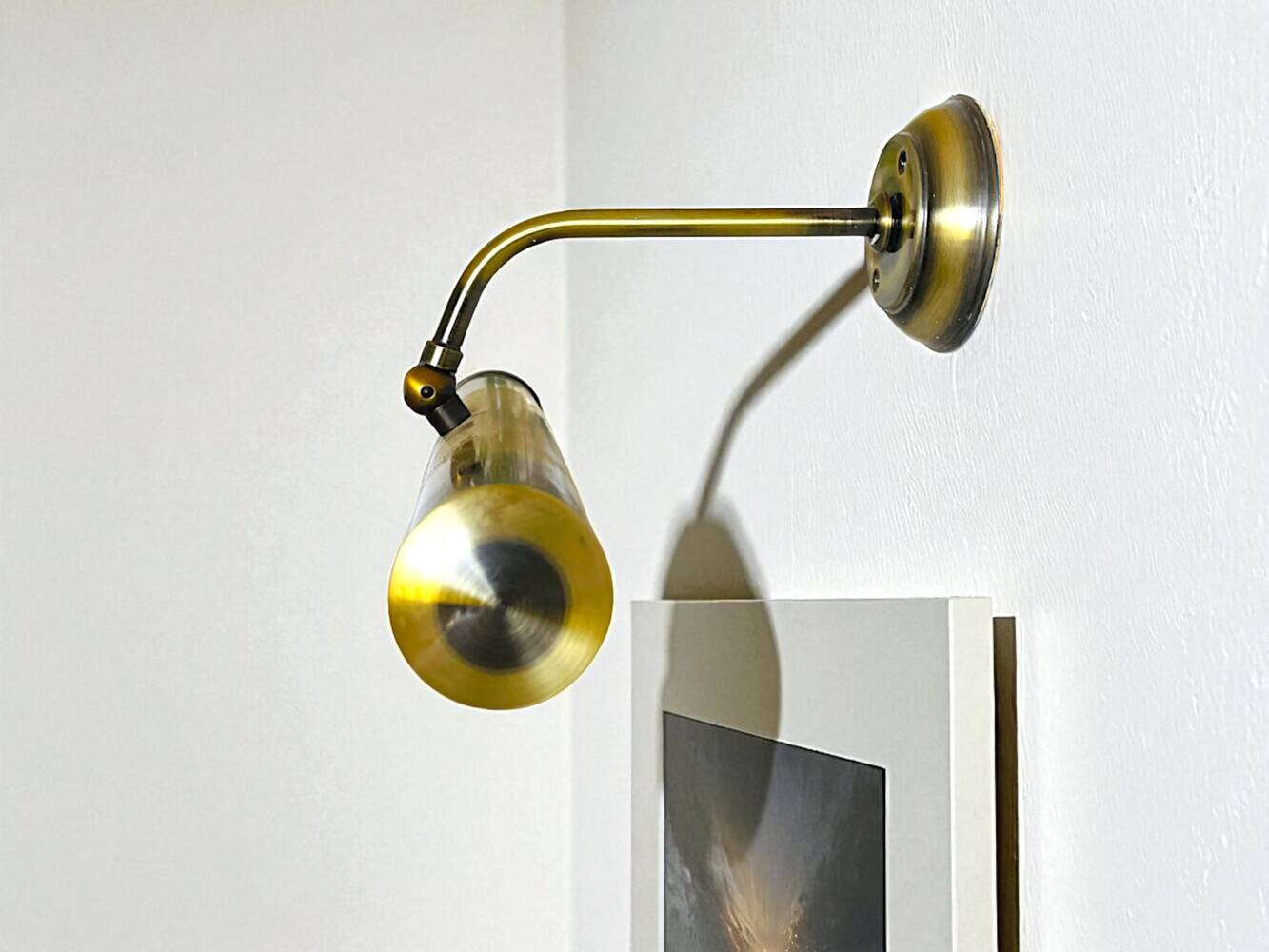 Pair brass wall picture art lights