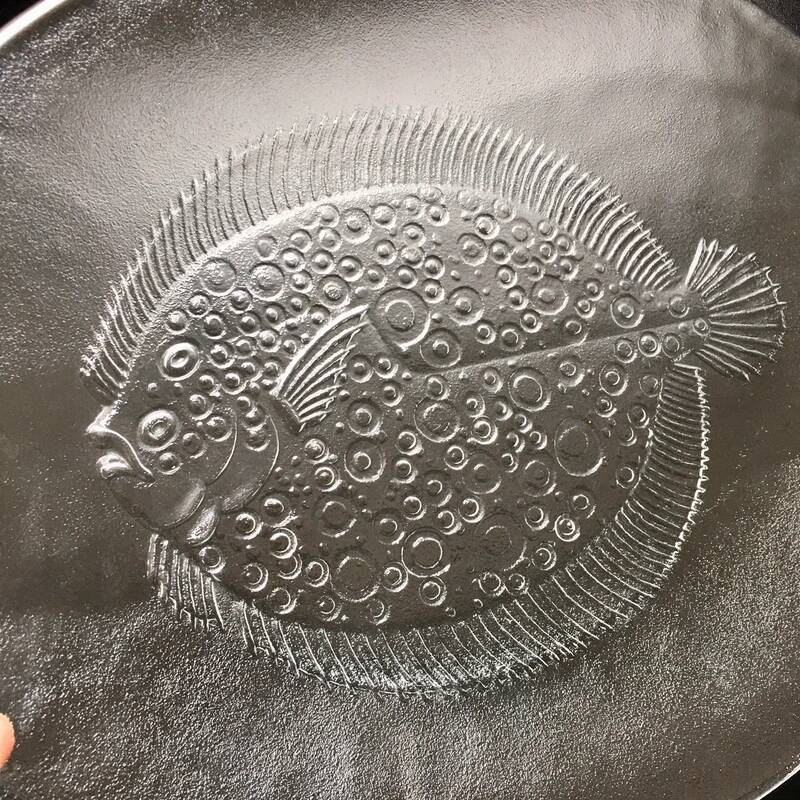 Vintage glass fish plate 32 x 25 cm