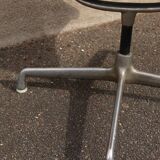 Eames office chair for Herman Miller EA 106