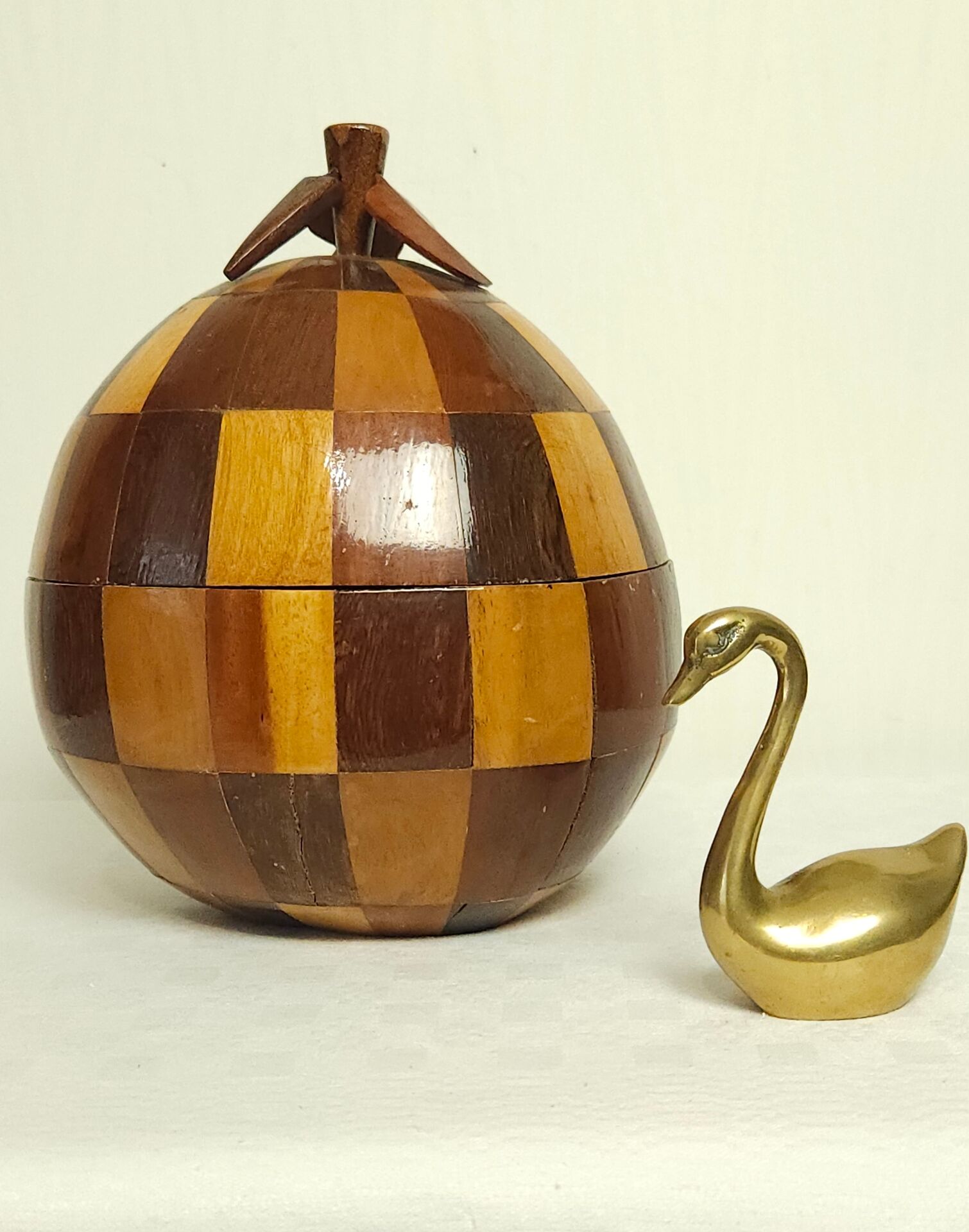 Seau à glaçons noix de coco marqueterie vintage