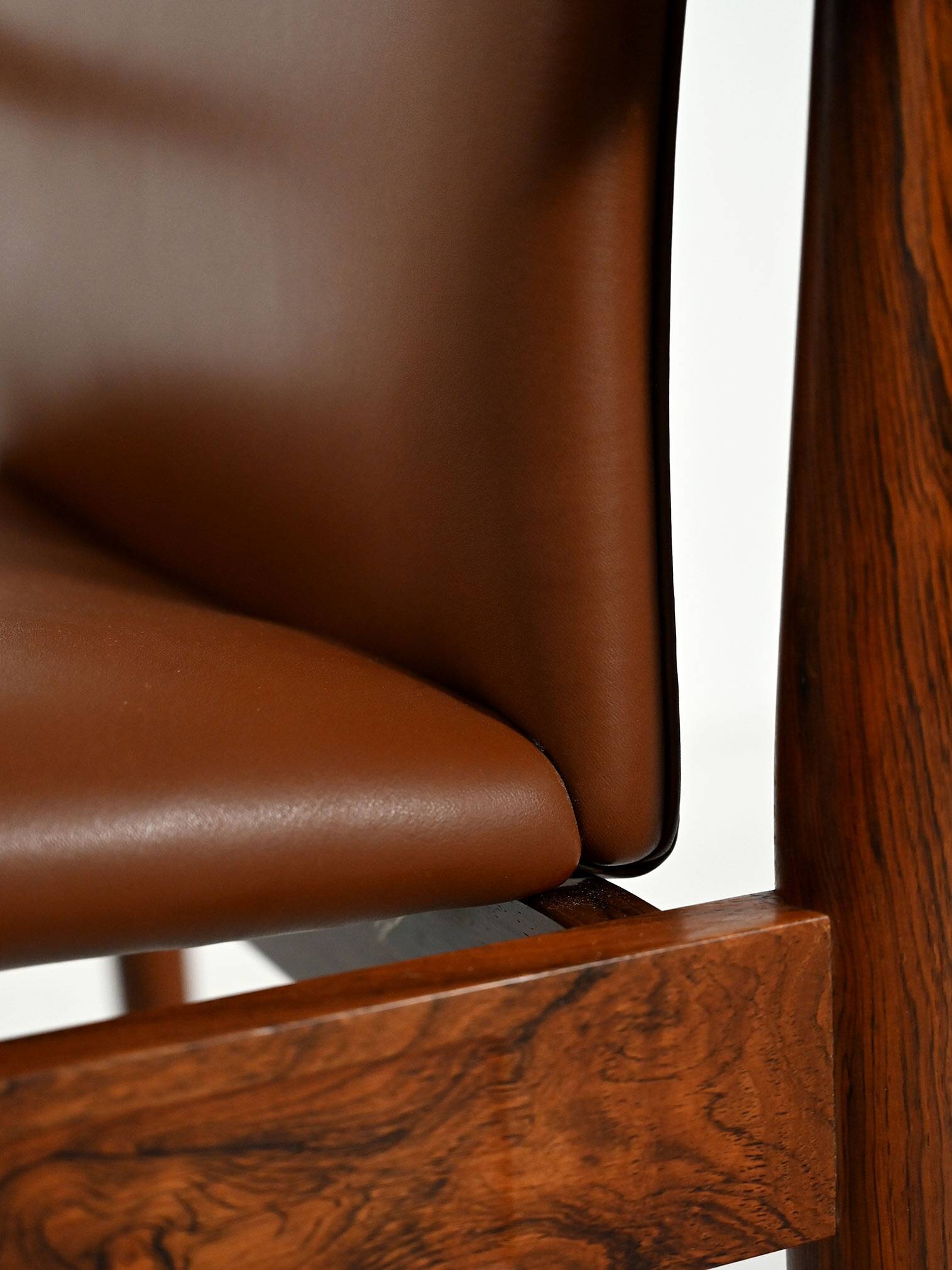 Pair of “Diplomat” armchairs by Finn Juhl