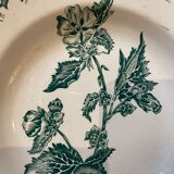 Set of 4 hollow plates, foliage decorations, Manufacture de St-Amand-les-Eaux