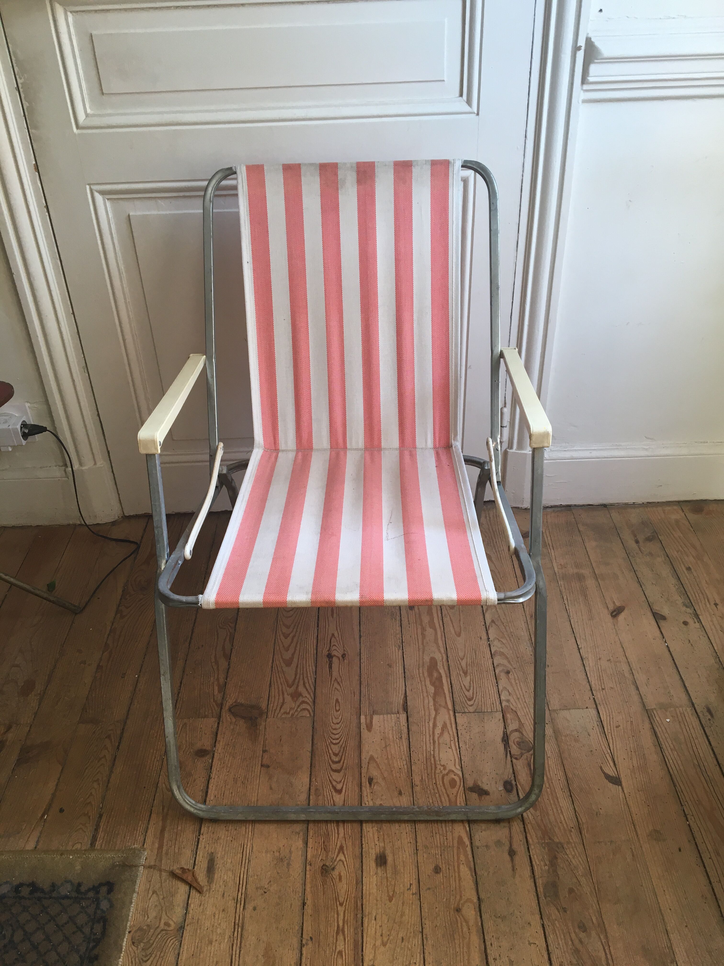 Vintage folding chair