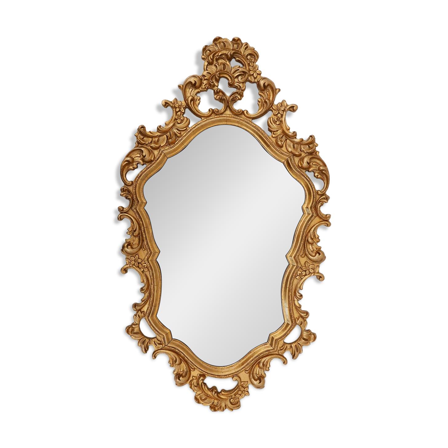 French Rococo or Baroque style facet-cut crest mirror in gilded carved wood