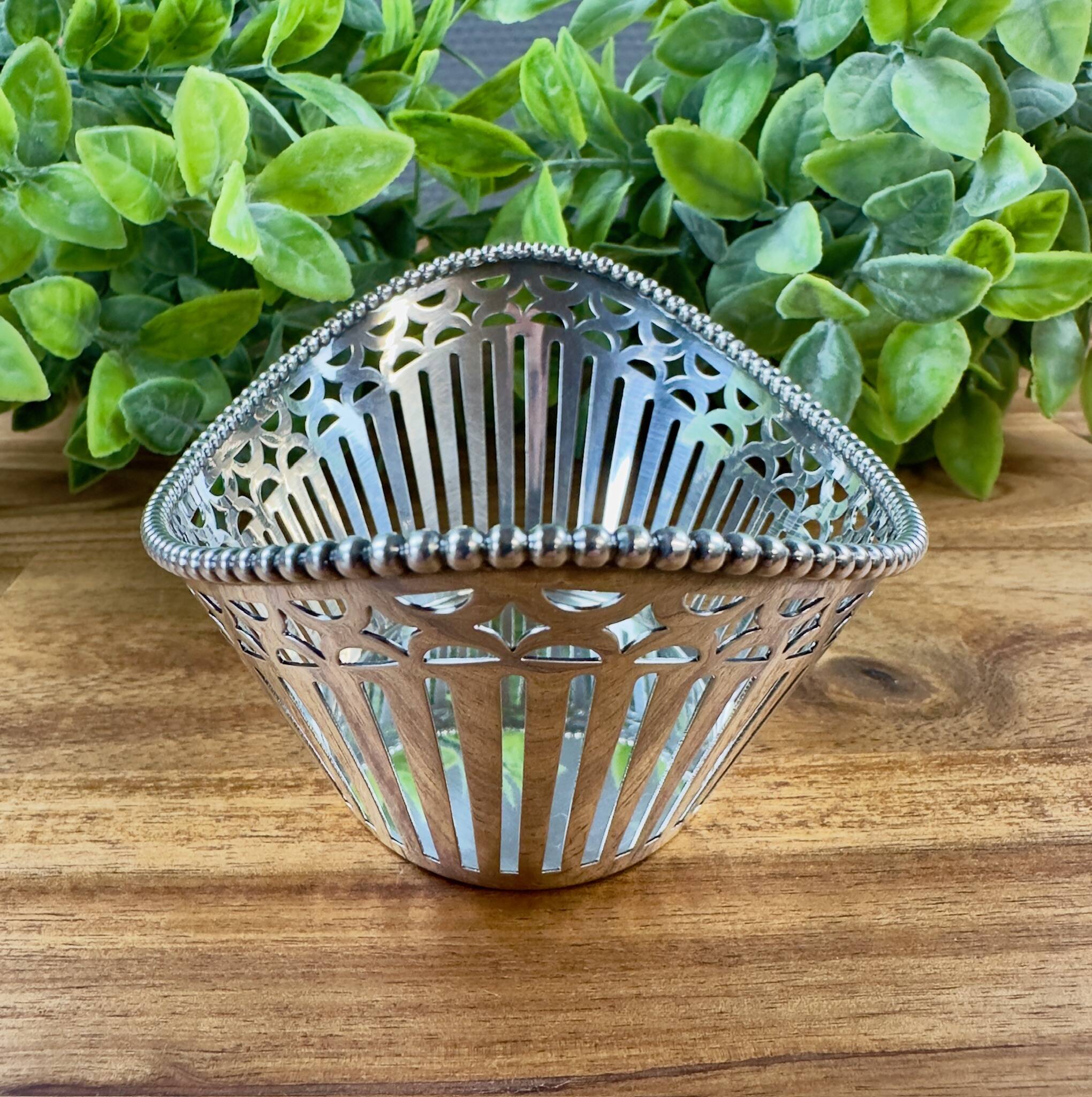 Openwork silver-plated metal basket Zilfa Pleet