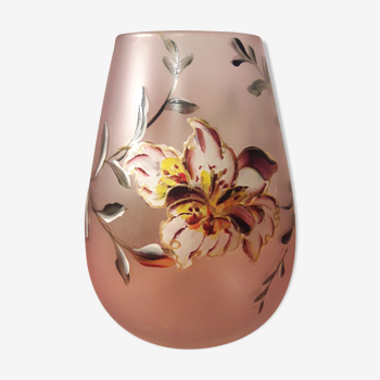 Vase en verre opaque