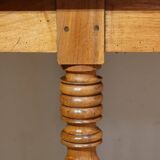 Important Community Table in Oak and Walnut – Late 19th Century