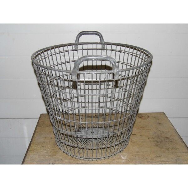 Metal industrial basket