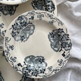 8 deep ironware plates "Les Violettes" Salins