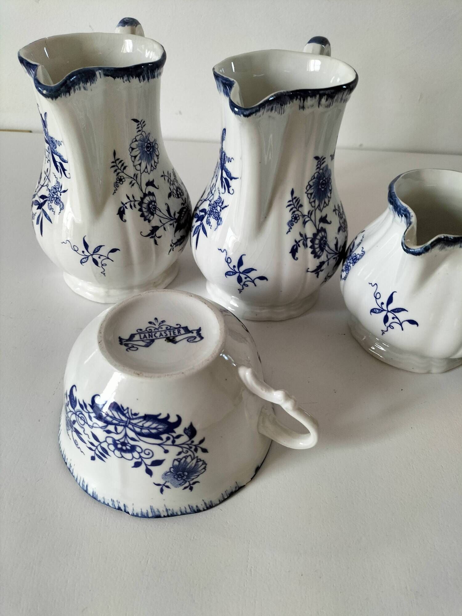 Trio of jugs and cup Sarreguemines Lancaster decoration