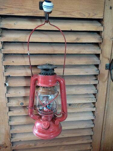 Red weathered metal storm lamp nr104 deco retro vintage oil dp0821n04