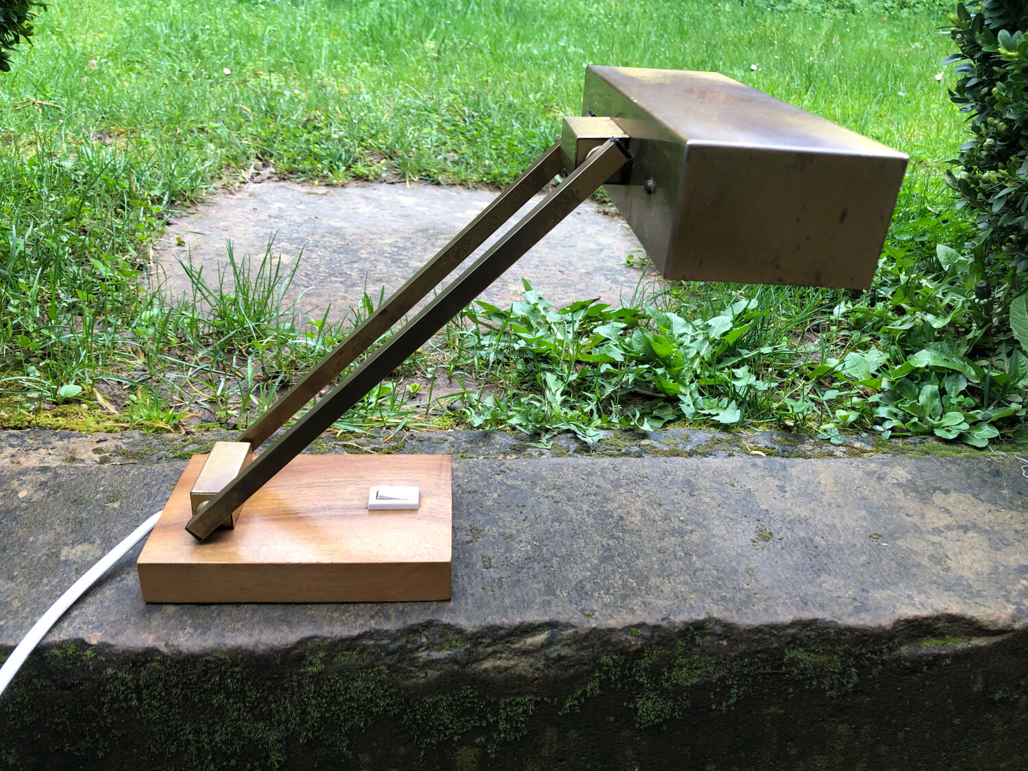 Bauhaus desk lamp gilded brass and teak