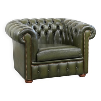 Beautiful green cowhide leather Chesterfield club chair in English style