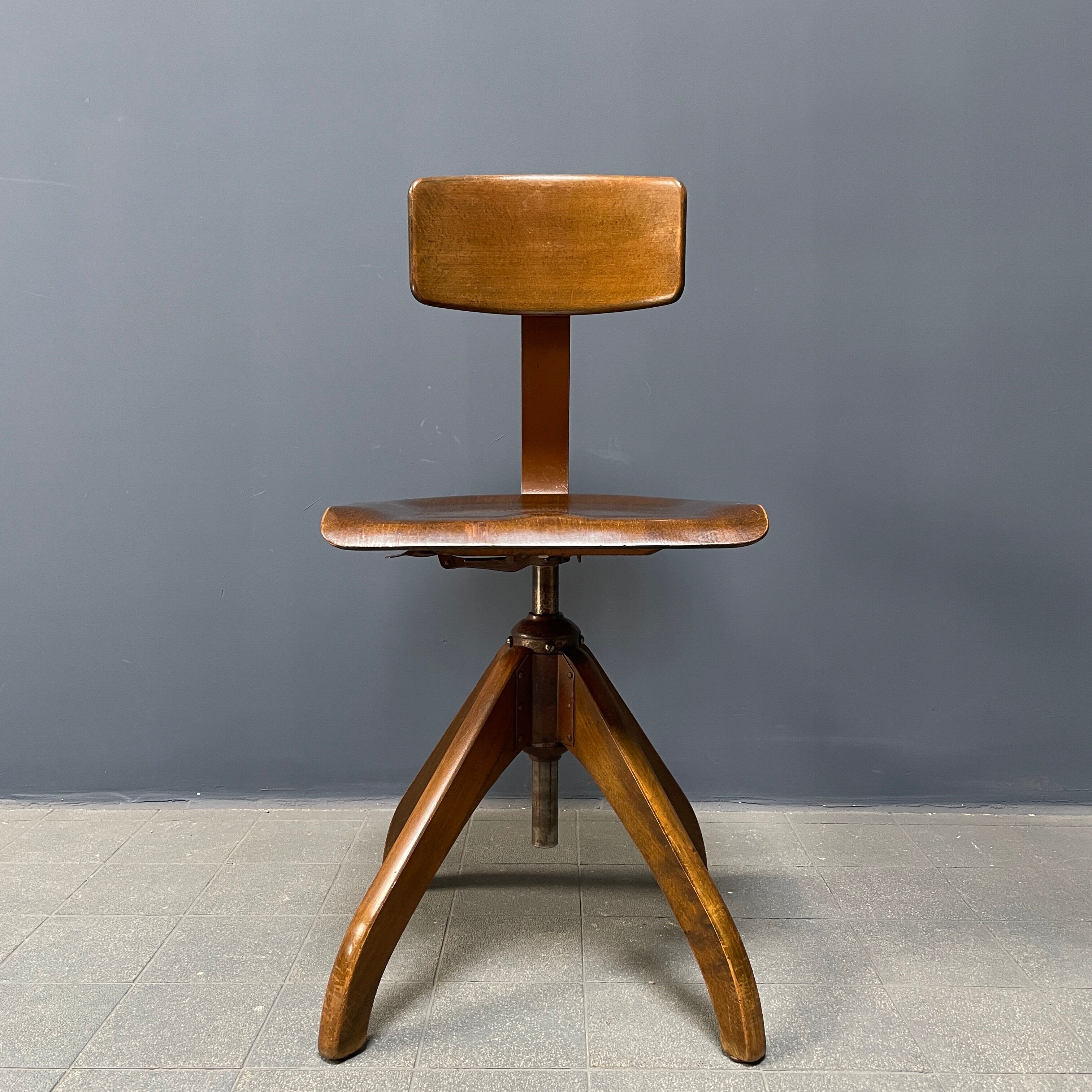 Brown Ama Elastik studio or atelier chair from the 1930s