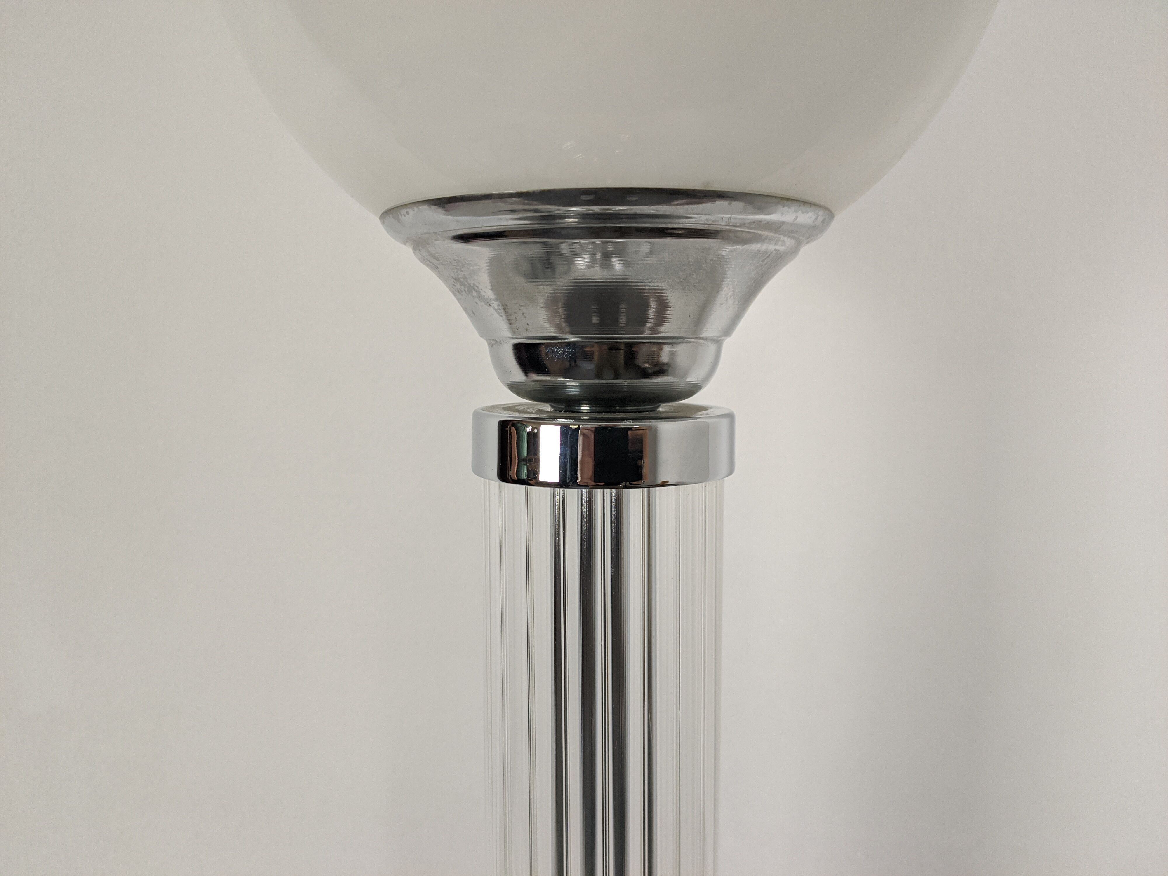 Art deco lamp
