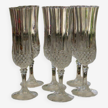 Set of 6 arques crystal champagne flutes. longchamp model.