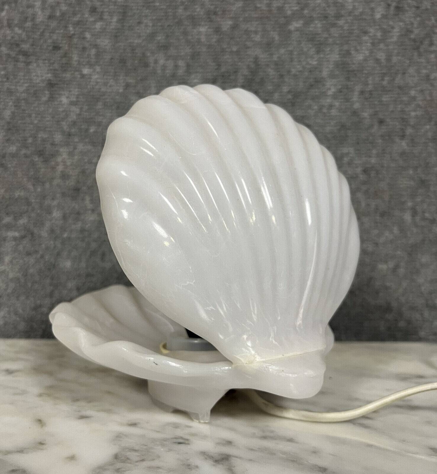Vintage enameled ceramic table lamp in the shape of an open shell