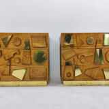 Paire de commodes en bois et laiton