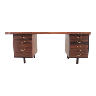 1960s Large exclusive free standing palisander desk