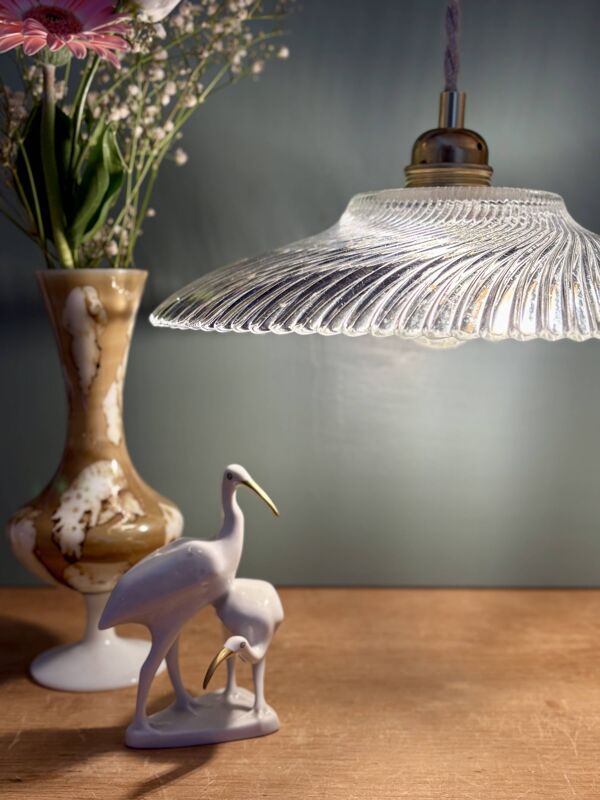 Suspension abat-jour vintage en verre moulé strié - collection vaisselle -