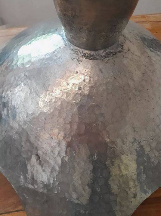 Hammered sheet metal suspension