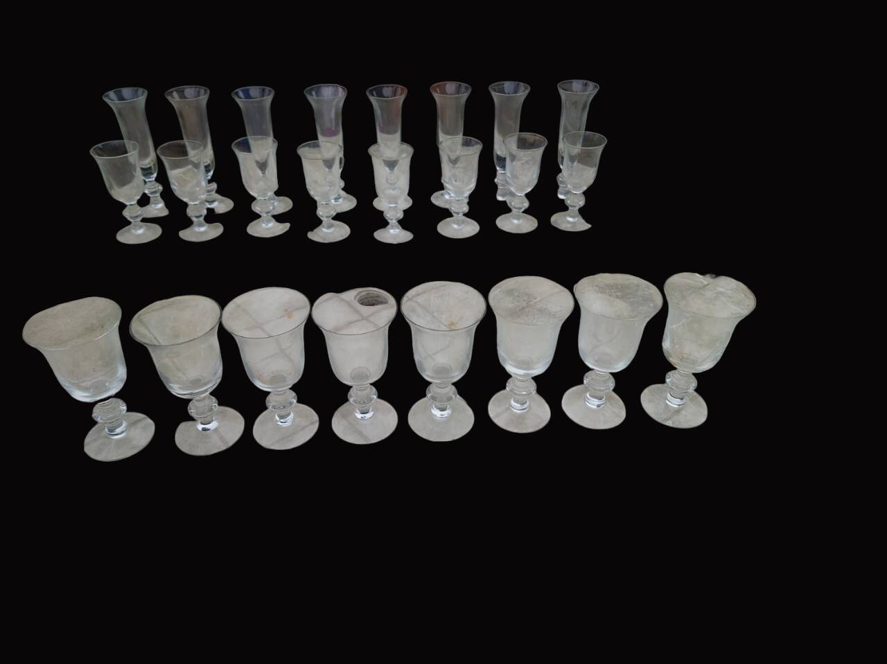 Set of 40 La Rochère Amitier crystal glasses from the 19th century + 8 replacements