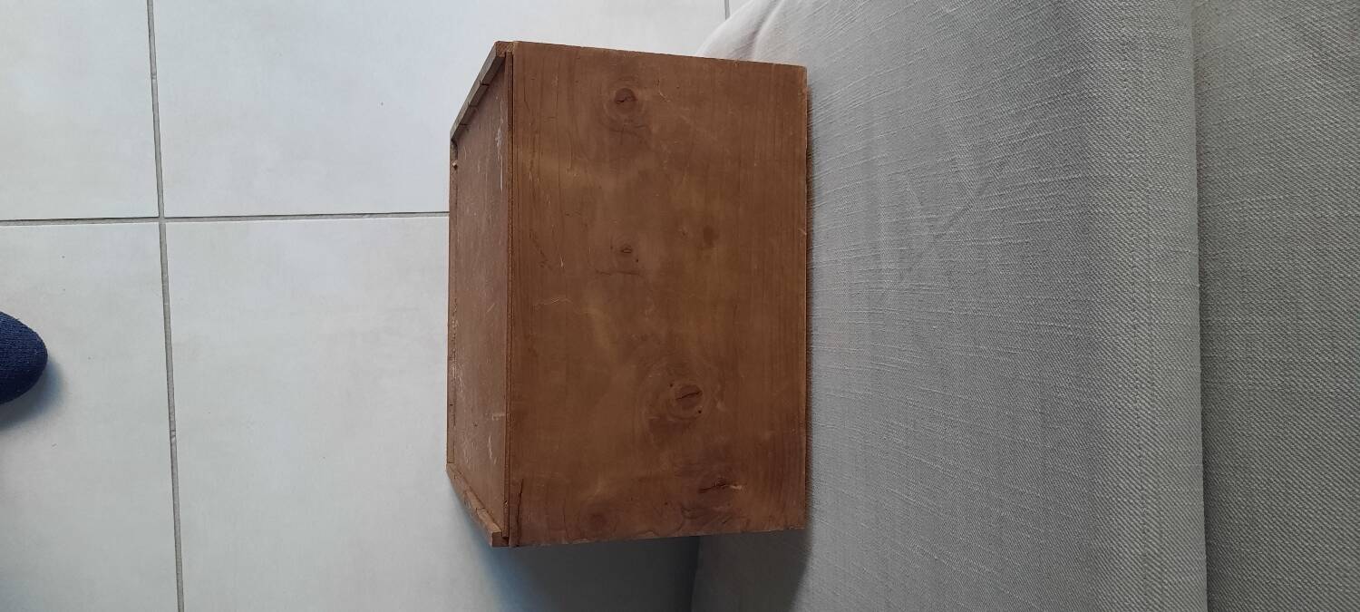 Small workshop furniture