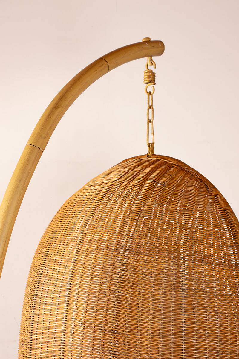 Danish armchair in woven rattan, with its metal stand, Nana Ditzel.