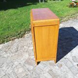 Compass-legged chest of drawers