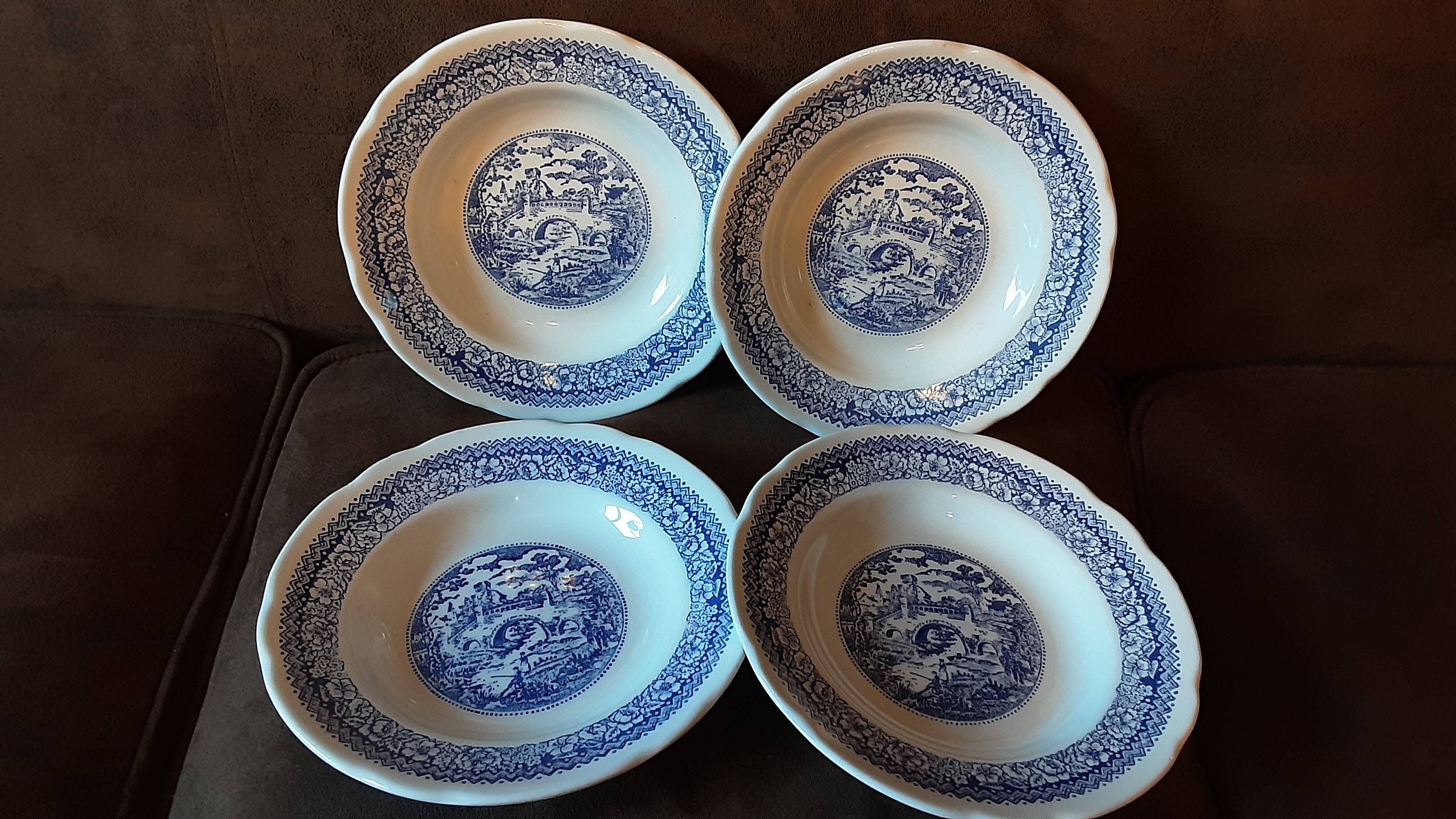 Set of 4 deep plates Ironstone