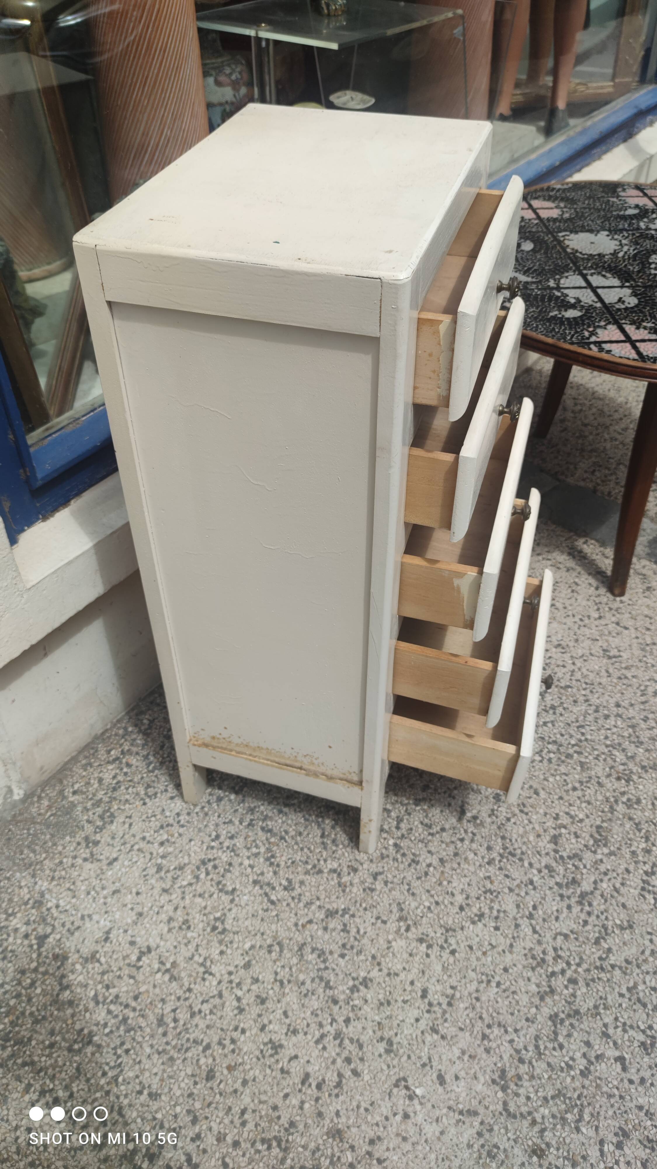 Commode parisienne vers 1940