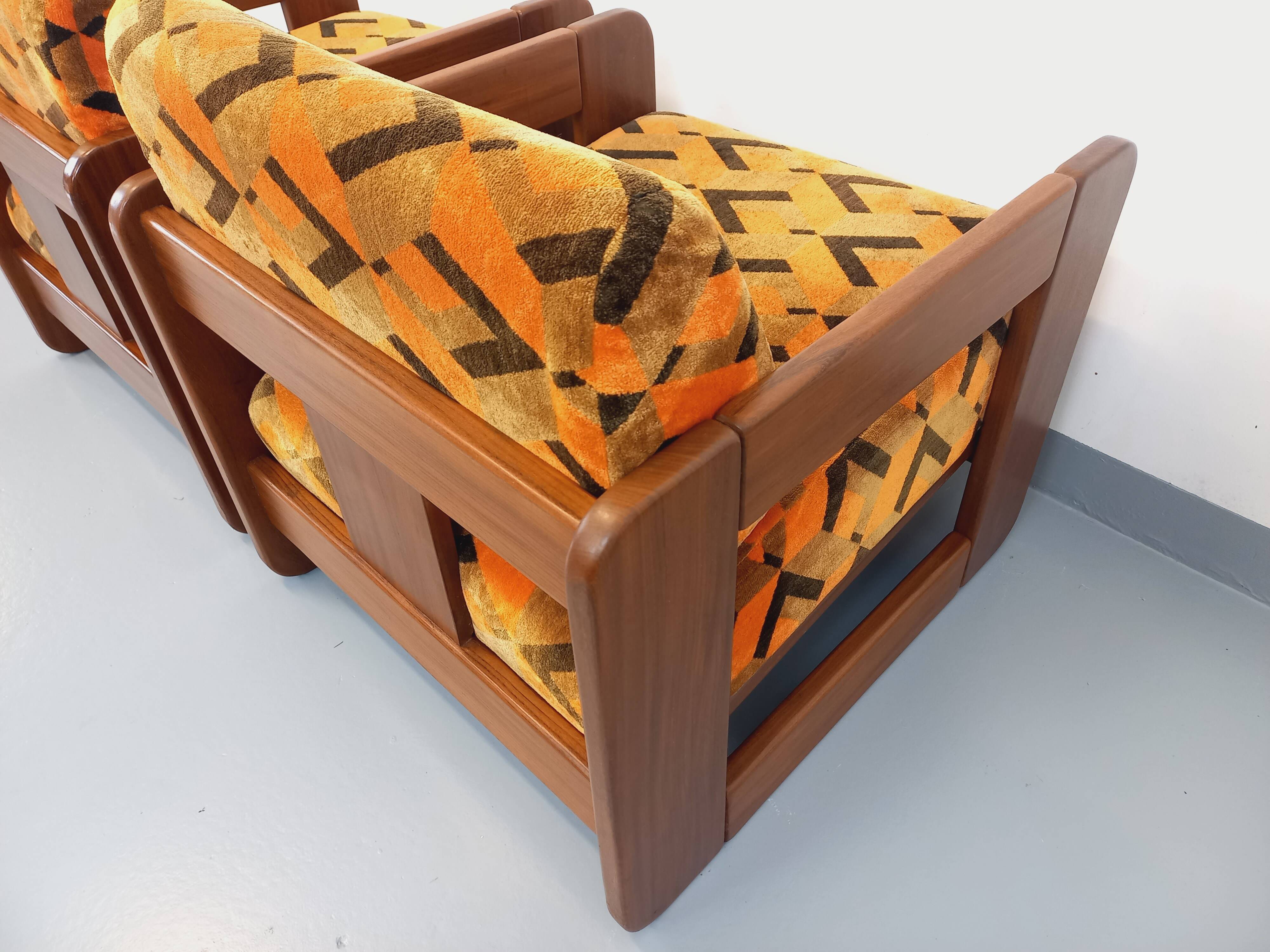 Pair of vintage walnut and velvet fabric sleigh armchairs from the 70s