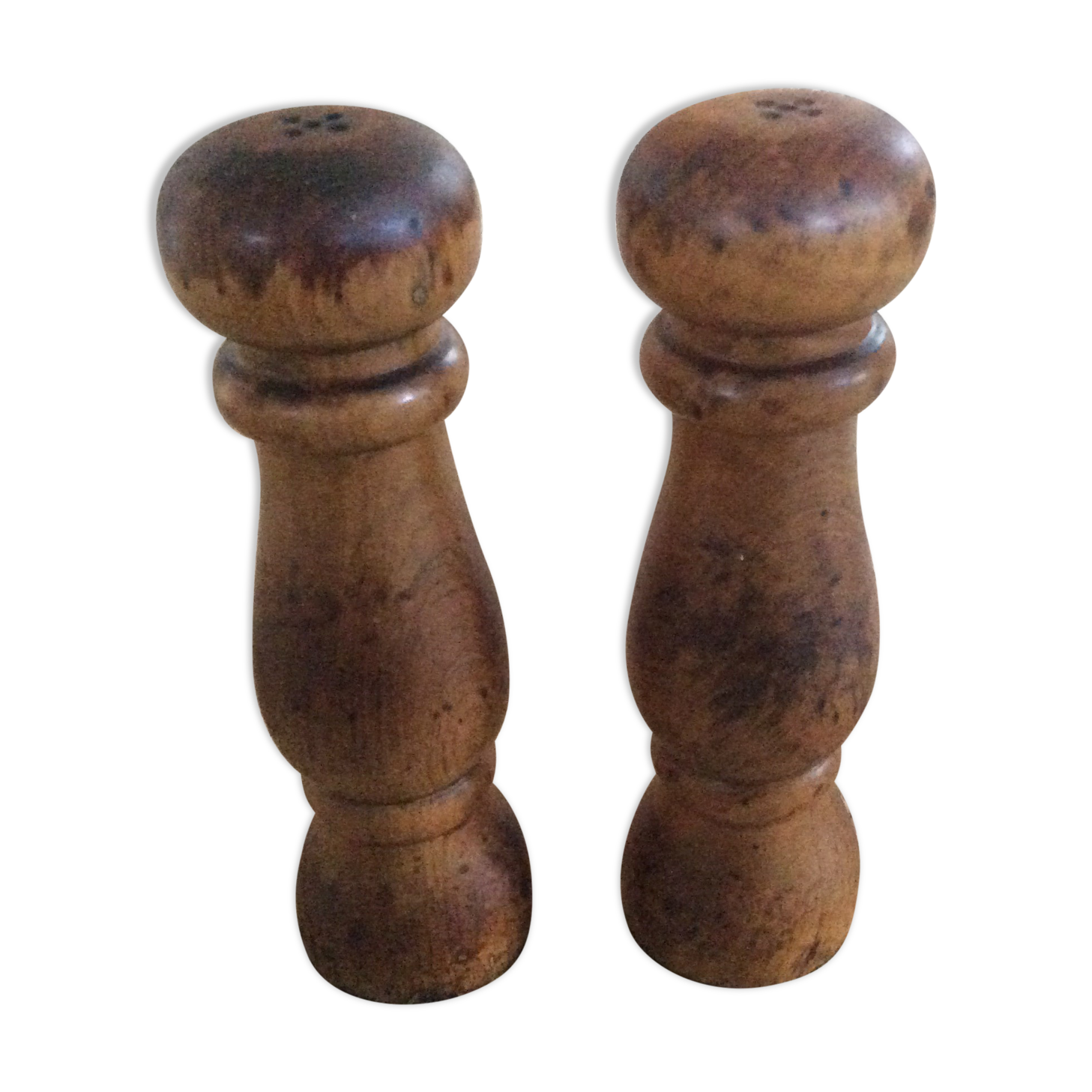 Wooden salt pepper shakers