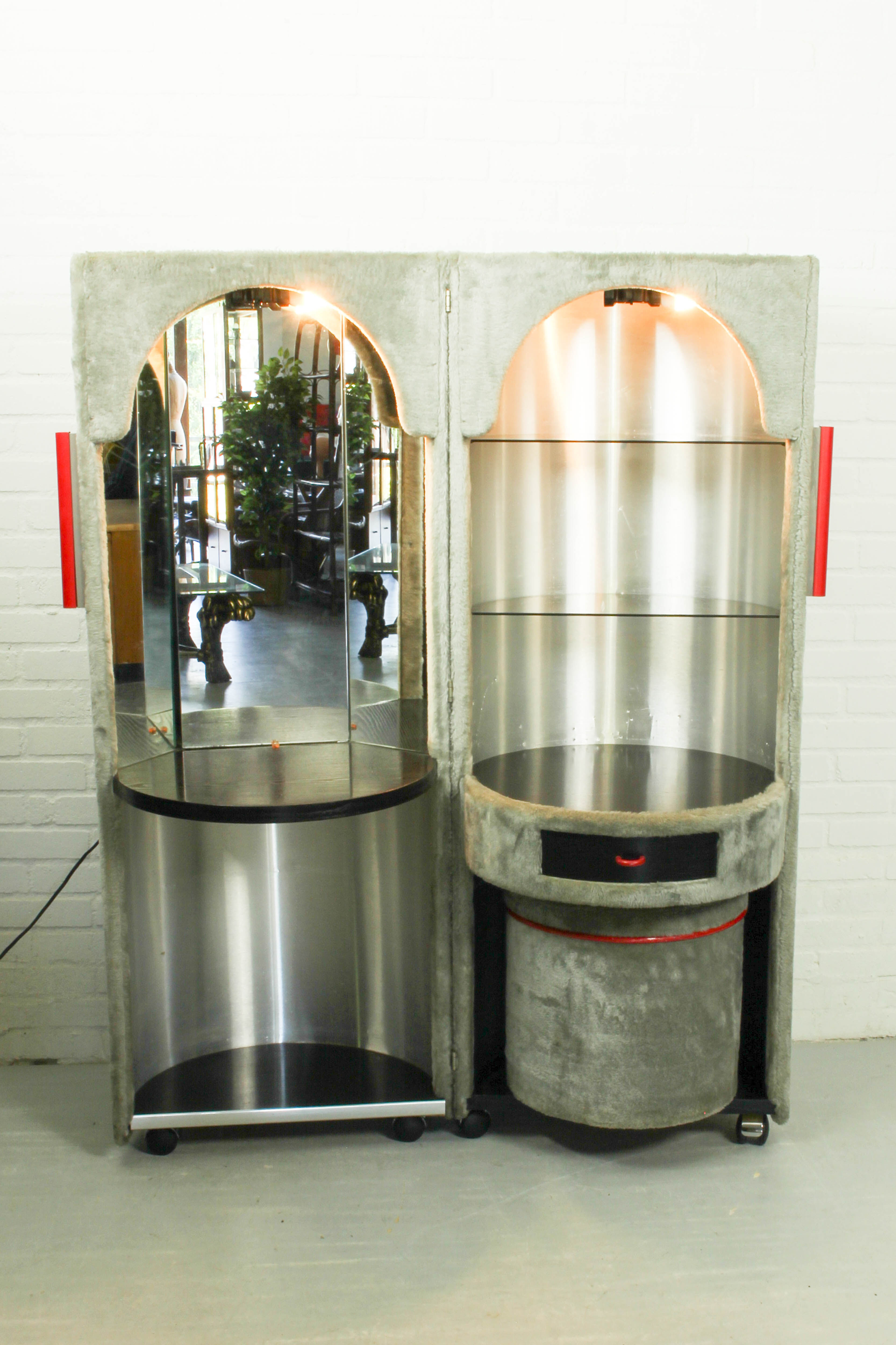 Coiffeuse distribuée par Roche Bobois