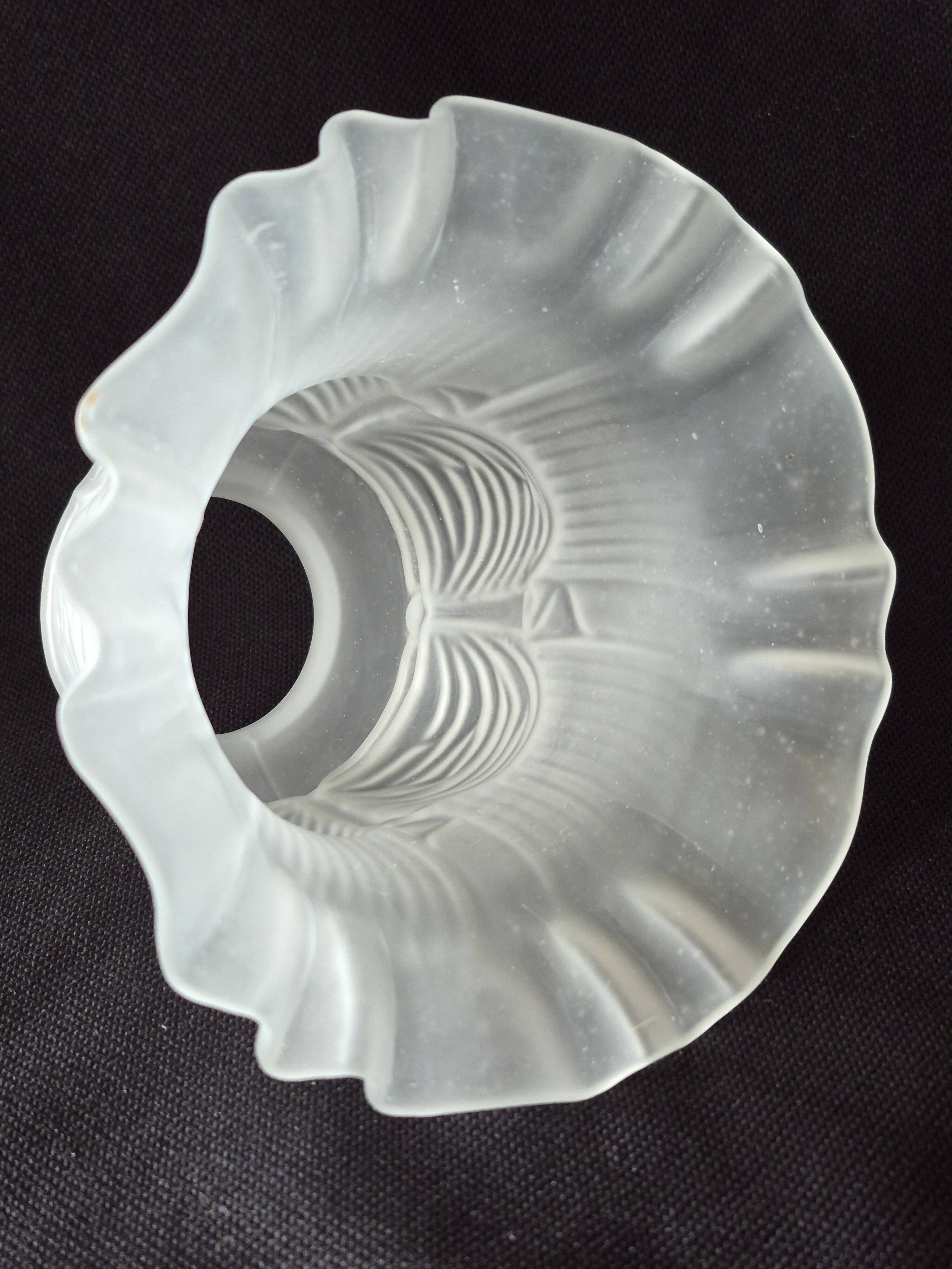 Antique tulip lampshade in satin glass Art Deco A 608