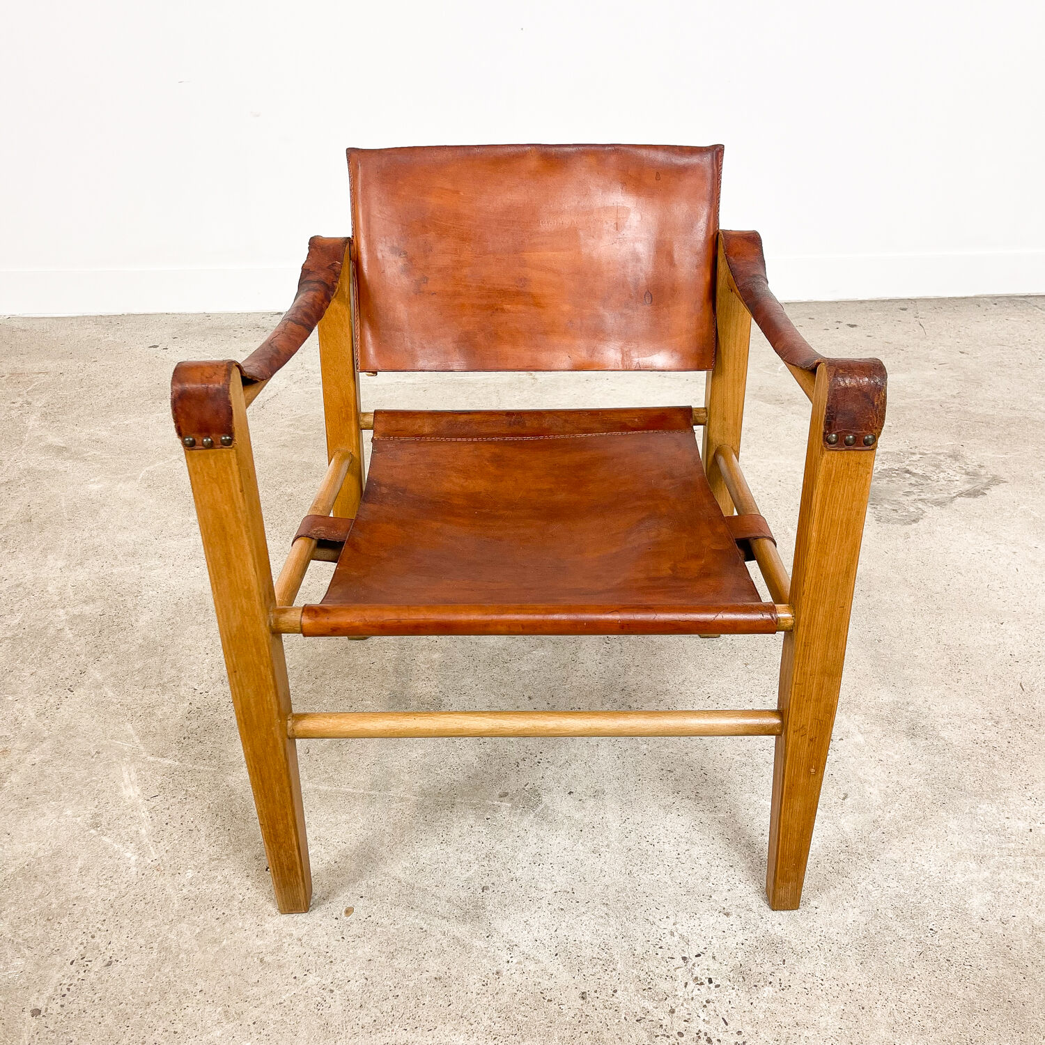 Vintage danish design cognac leather safari chair