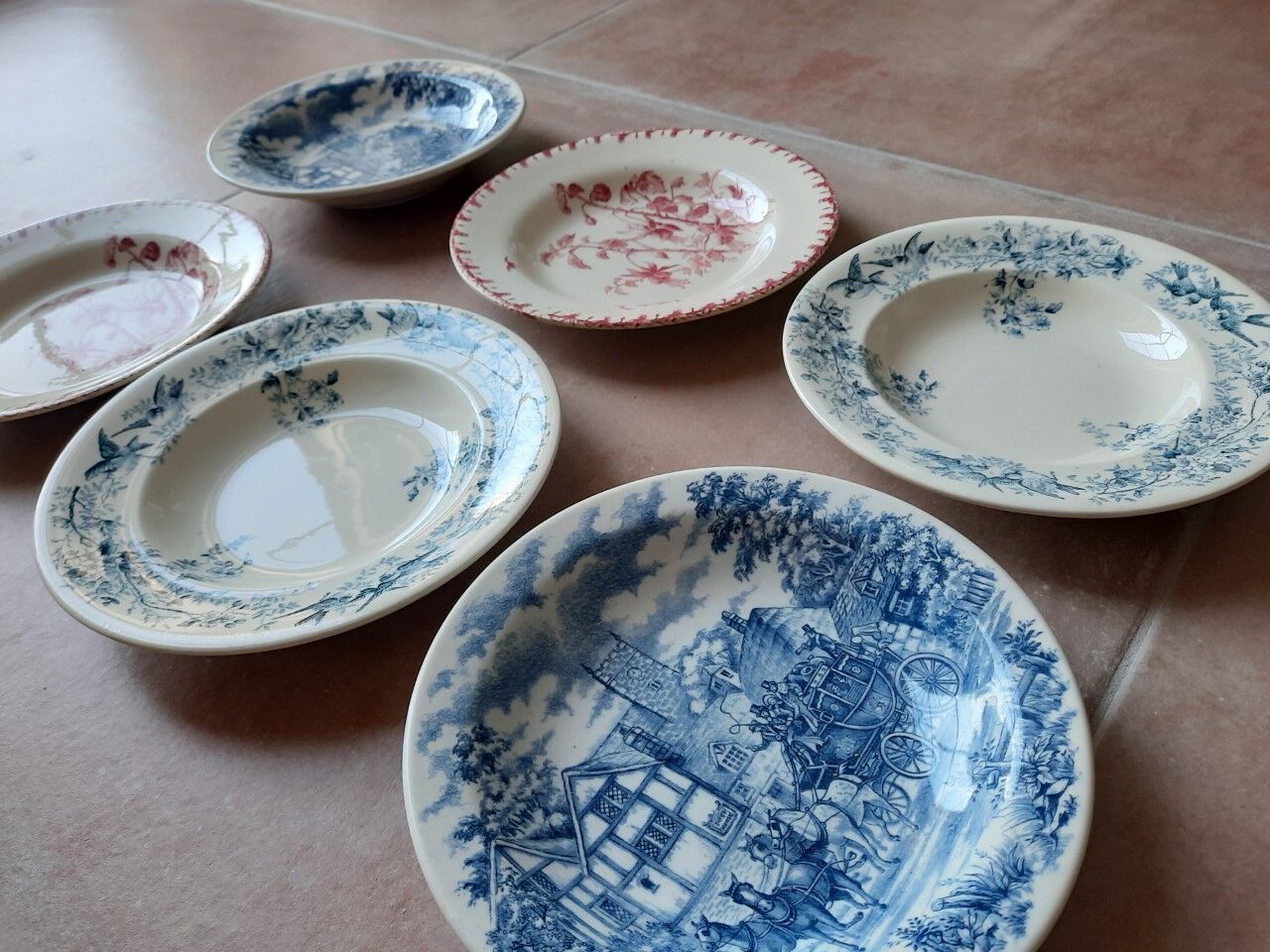 Set of 6 old plates