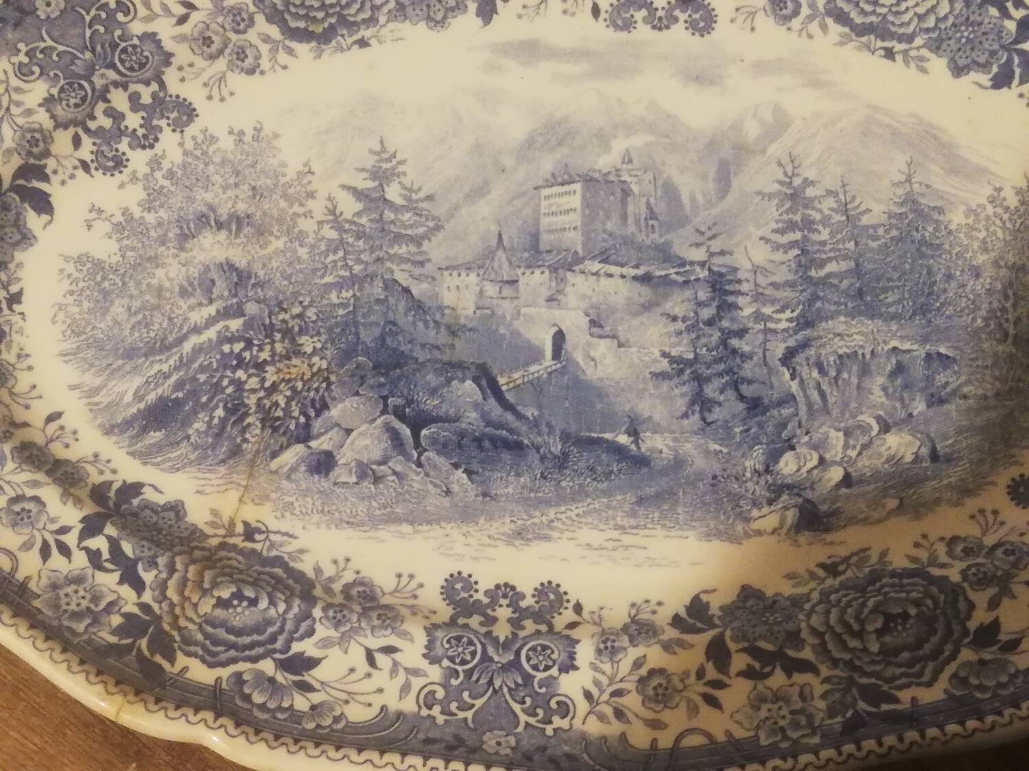 Villeroy Boch oval dish