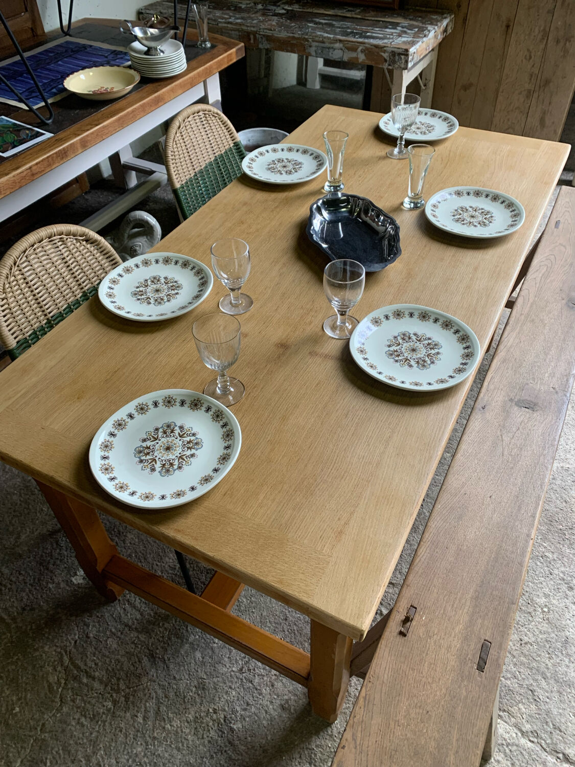6 flat plates Pillivuyt in French porcelain